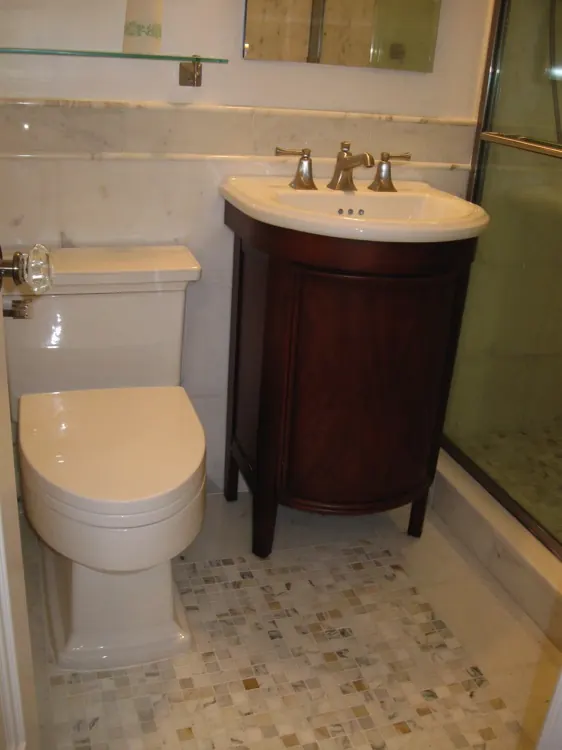 Classic Lavatory